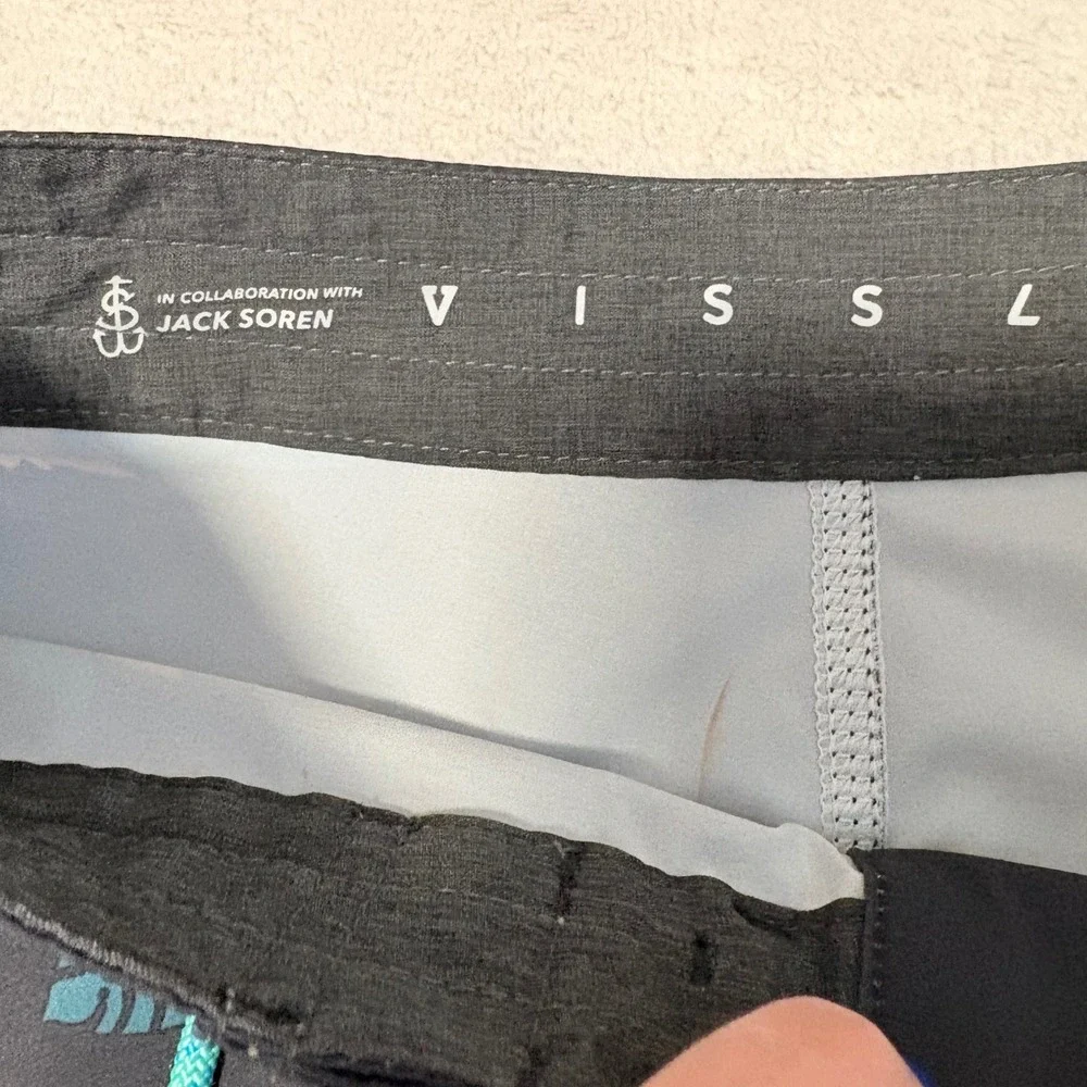 Boys Vissla Jack Soren Upcycle Board Shorts Charcoal Grey Size 8/24 Surf